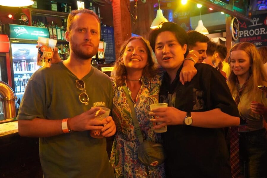 Hamburg: Reeperbahn Pub Crawl with Shots and Games - Skip-the-Line Entry and Express Security: The Practical Benefit