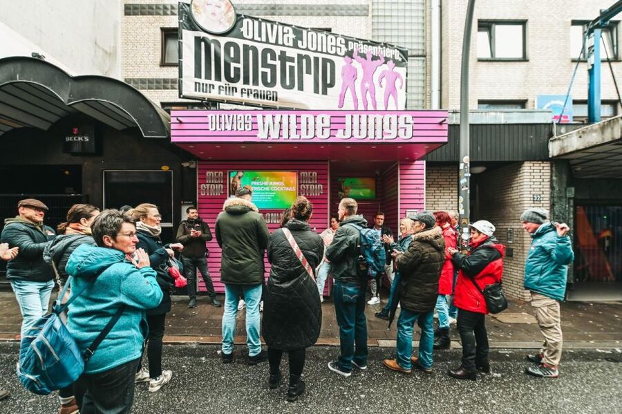 Hamburg: Reeperbahn & St Pauli Guided Tour with Kiez Insider - Why St. Pauli makes more sense with a guide