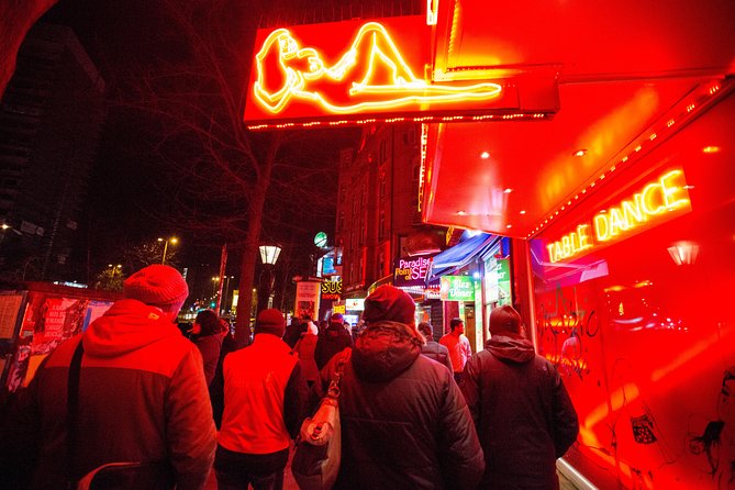 Hamburg Reeperbahn Tour with a Guide - Getting started: meeting at U St. Pauli and finding your group fast