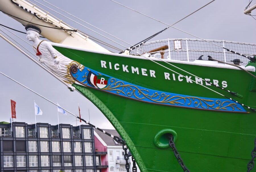 Hamburg: RICKMER RICKMERS Museum Entry Ticket - Why This Windjammer Museum Works in Hamburg Port