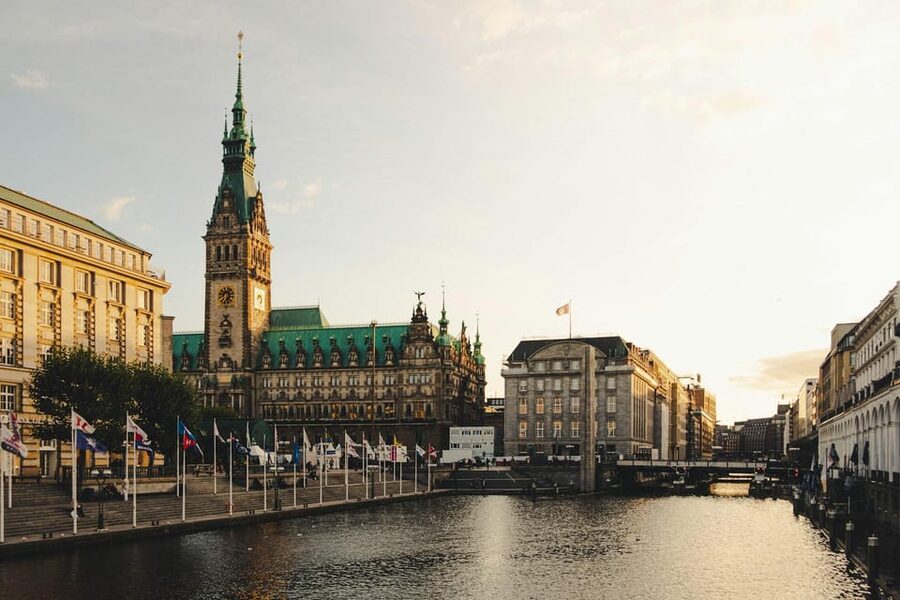 Hamburg: Running tour with insider tip guarantee - How to choose the right running tour option