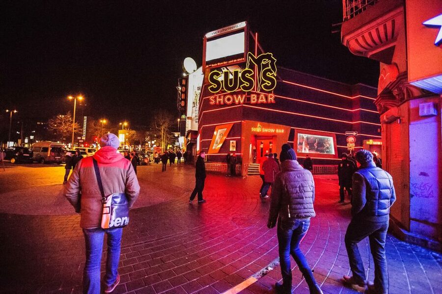 Hamburg: Sex and Crime in St. Pauli Tour for Ages 18+ - Price and Value: Is $295 Per Group Worth It?