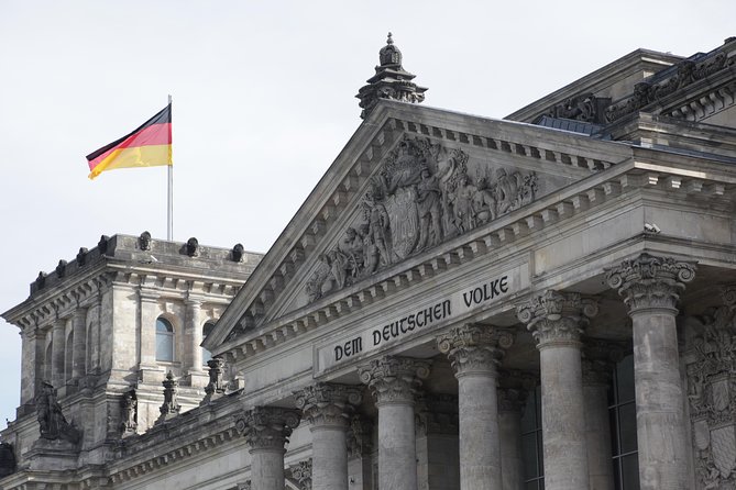 Hamburg Shore Excursion: Private Berlin Day Trip - Berlin in context: how your guide turns landmarks into a story