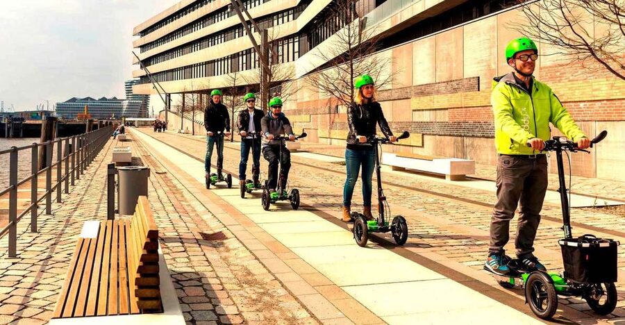 Hamburg: Sightseeing Tour with 'Scuddy' - HafenCity canals and Lohsepark: the calm part of the loop