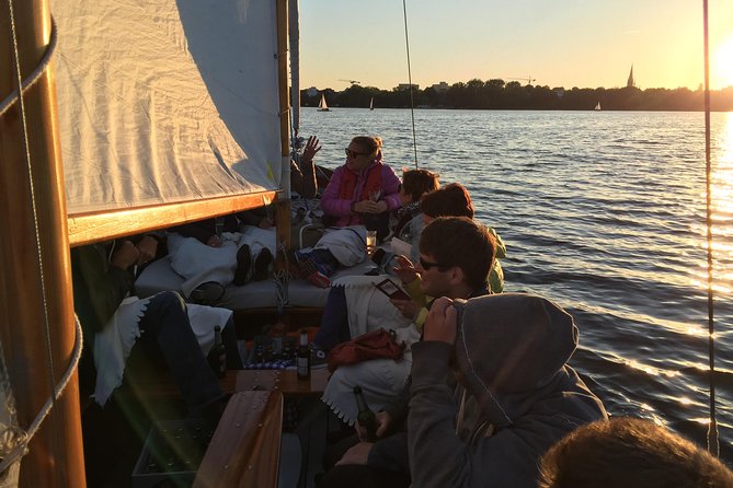 Hamburg Small-Group Sunset Sailing Cruise on Lake Alster - Why Lake Alster Sunset Feels So Local
