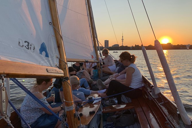 Hamburg Small-Group Sunset Sailing Cruise on Lake Alster - Finding the Dock Fast, Especially If Your Map App Tries to Help Too Much