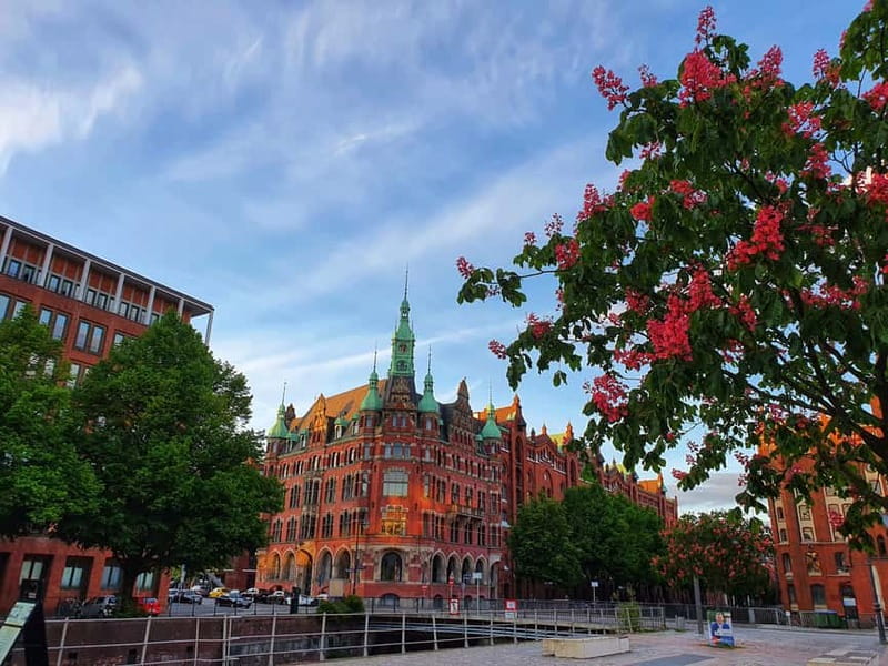 Hamburg: Speicherstadt, HafenCity + Elbphilharmonie Tour - Who this tour is best for (and who should skip it)