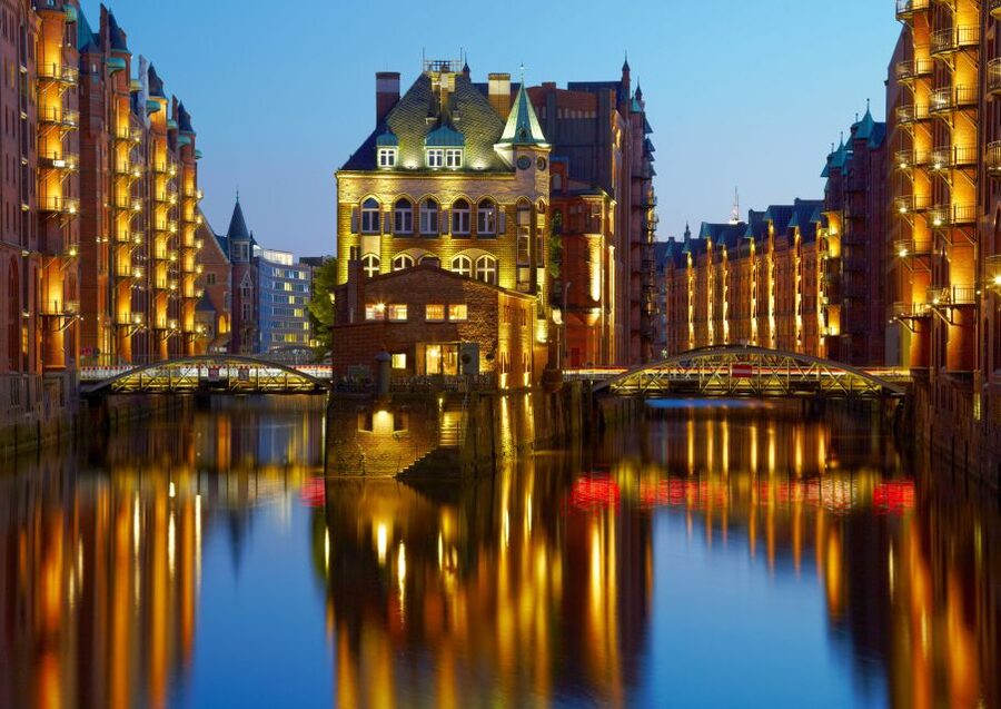 Hamburg: Speicherstadt Walking Tour with Coffee Tasting - Speicherstadt Plus Coffee: A Practical 150-Minute Combo