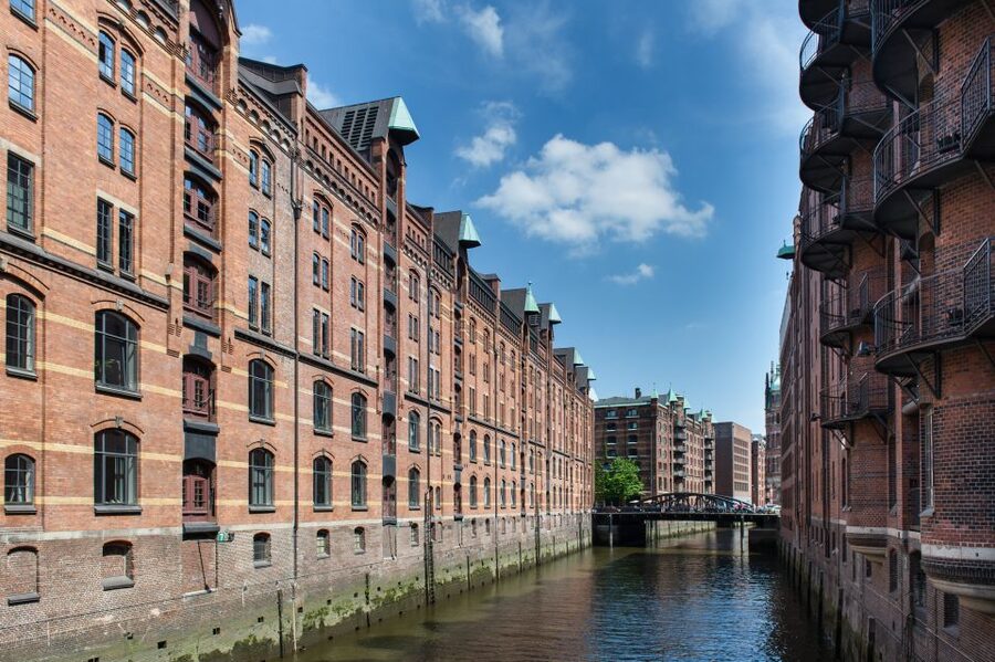 Hamburg: Speicherstadt Walking Tour with Coffee Tasting - The Warehouse District Walk: Architecture With a Trade Purpose