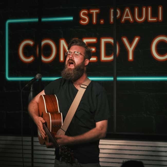 Hamburg: St. Pauli Comedy Club - Who this is best for