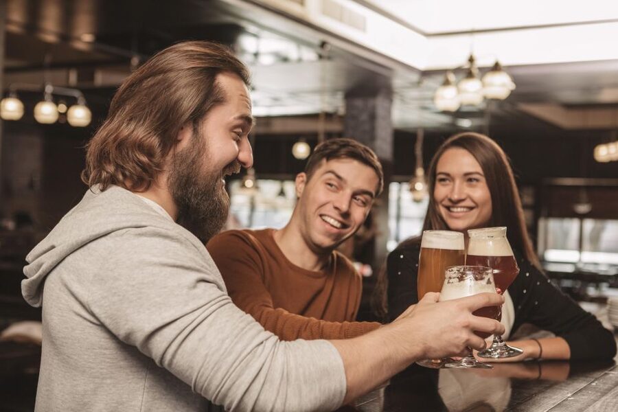 Hamburg: St. Pauli Food and Bier Tour - How the 5 tastings and snacks fit into 150 minutes