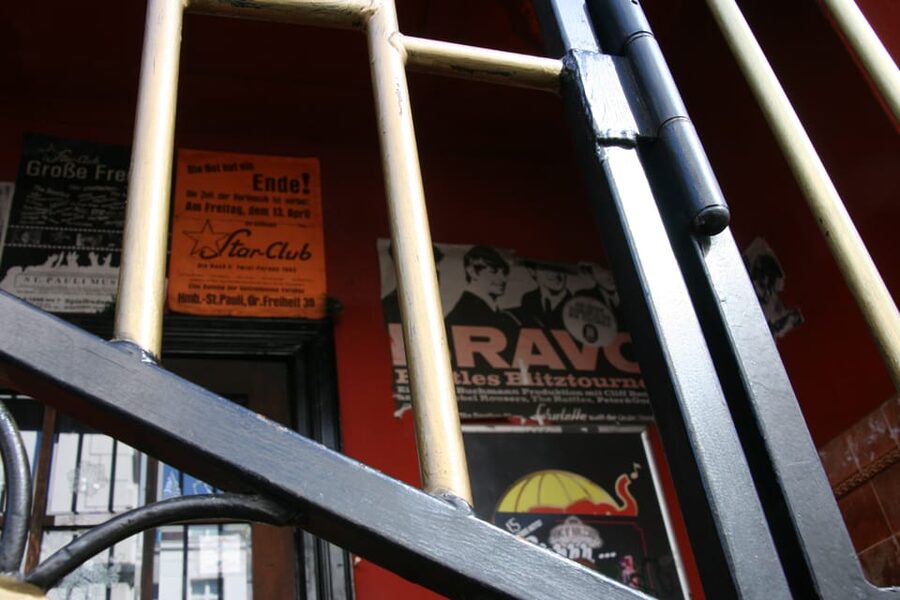 Hamburg: St. Pauli Walking Tour with Live Music - St. Pauli as a music map, not just a nightlife zone