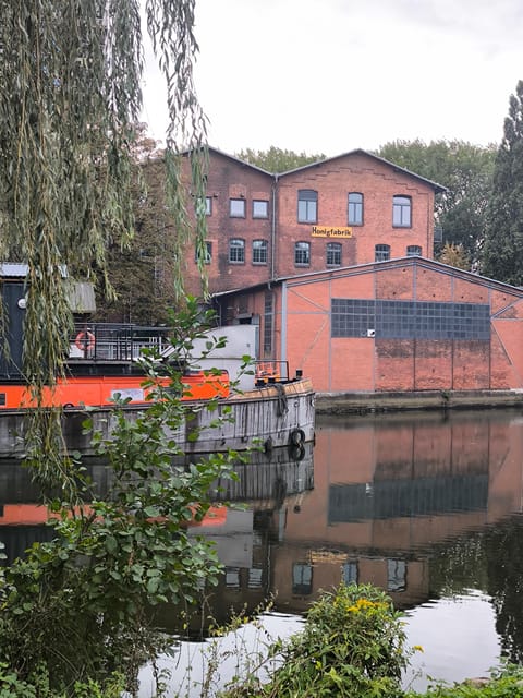 Hamburg: The Wilhelmsburg Food Tour - Walking the Reiherstieg and Veringkanal: the neighborhood contrast