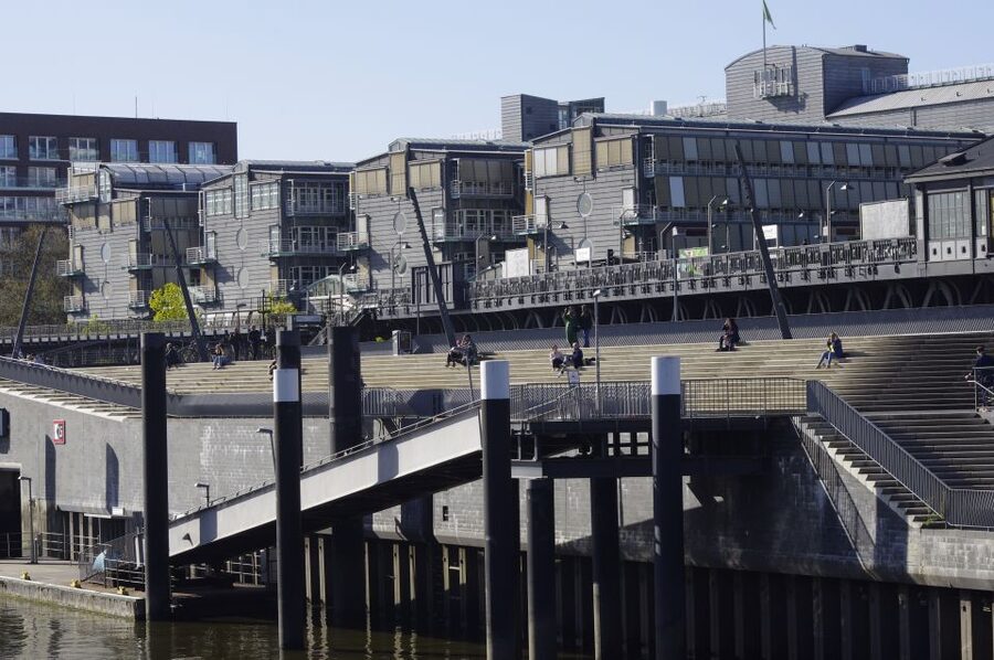 Hamburg: Tour from St. Michael's to the Elbphilharmonie - Stop-by-stop: St. Michaelis, the row houses, and the Michelwiese stretch