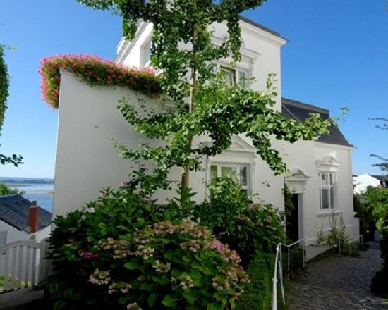 Hamburg: Tour of Blankenese on the Banks of the Elbe - Treppenviertel: why the stair district is the star of the show