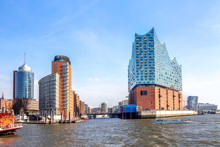 Hamburg: Ultimate Barge Tour with Live Commentary - Locks, canals, and shipyards, where the port’s “rules” show up