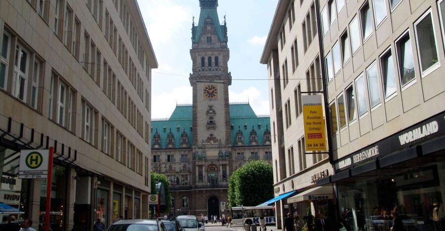 Hamburg: Walking Tour for School Groups - Why Hamburg Works So Well for School Groups