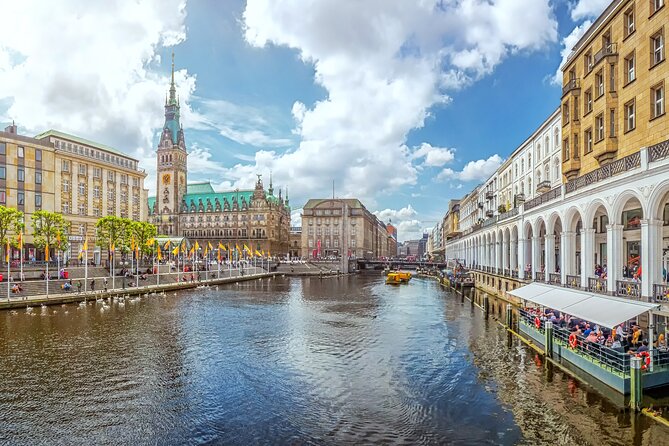 "Highlights of Hamburg" Biketour - Elbphilharmonie and St. Michael’s Church: The Views First, Tickets Optional