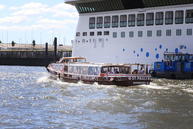 Hop-on hop-off on the water with the Maritime Circle Line in Hamburg - Timing Reality Check: How Long You Can Spend at Each Stop
