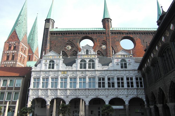 Lübeck Day Trip From Hamburg By Train With Private Guide And Lunch - Schiffergesellschaft lunch, where old maritime meetings meet today’s table