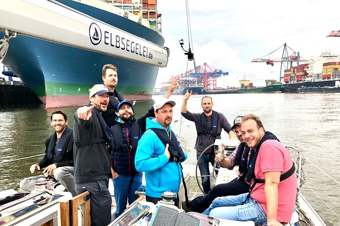 Sailingyacht-Event "Cruise in the City" - unique harbor tour! - Getting on board at Das Feuerschiff LV 13 in City Sporthafen