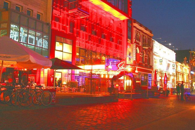 Short walk St. Pauli - the St. Pauli quickie - Stop 4: Polizeikommissariat 15 Davidwache, order in the middle of it all