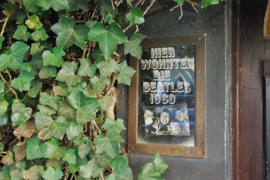 St. Pauli: Daytime Tour - Herbertstraße: the most famous street, explained without fog