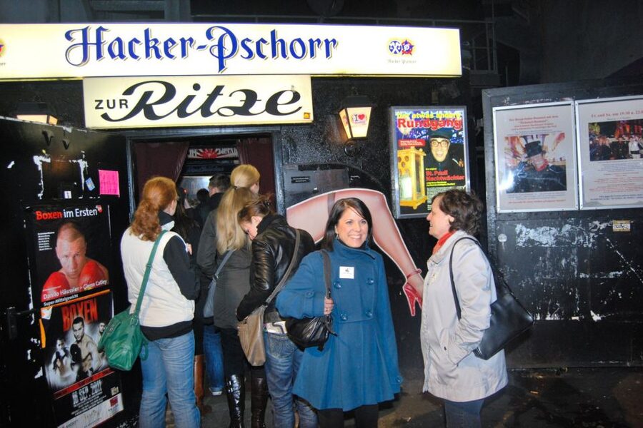 St. Pauli: Daytime Tour - What the guide does best: thrilling, humorous, and specific