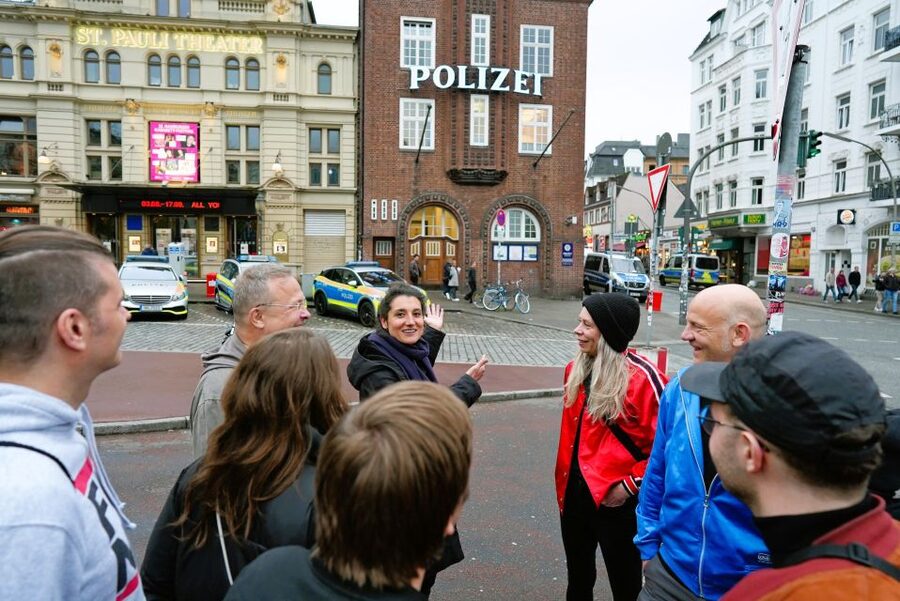True Crime-Quiztour – kultige Tatorte & knifflige Fragen - Your quiz master guide, and what makes the format fun