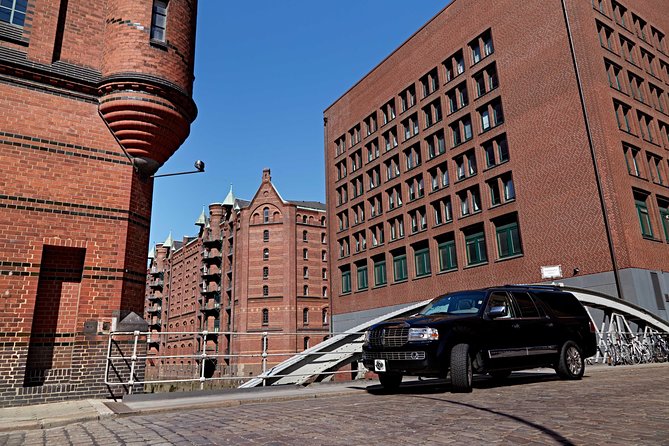 Your private 3-hour Hamburg driving tour with a former policeman - Why this 3-hour Hamburg drive feels so efficient
