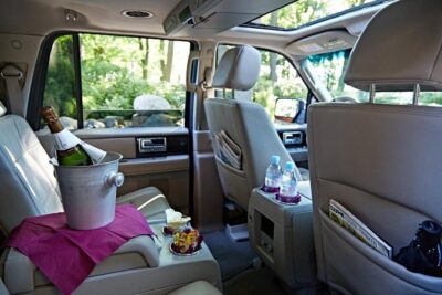 Your private 3-hour Hamburg driving tour with a former policeman